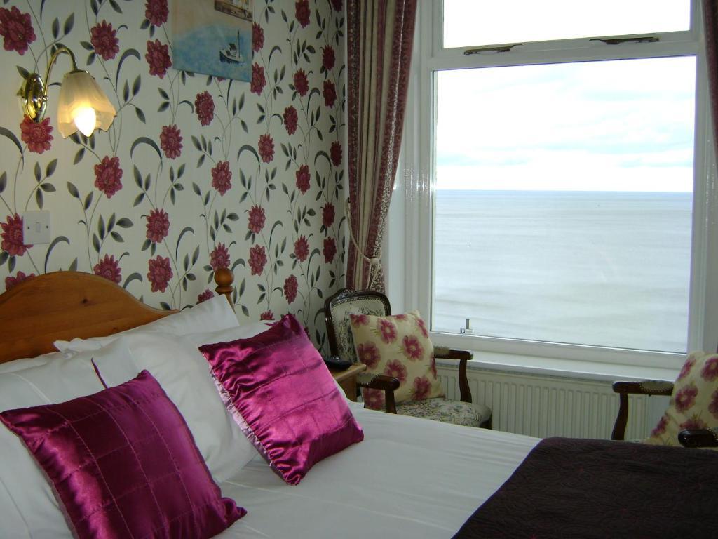 The Wharncliffe Hotel Scarborough Room photo